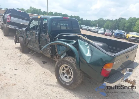 1999 Toyota Tacoma z USA, uszkodzony, nr VIN 4TAWN72N2XZ542053